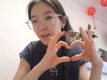 Johnmerli Chaturbate stream image from November 27, 2025