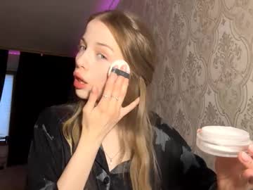 Jadwigajennrich Chaturbate stream image from November 27, 2025