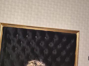 Megaboobsdeee Chaturbate stream image from November 27, 2025