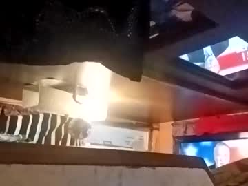 Glenngarion70 Chaturbate stream image from November 27, 2025