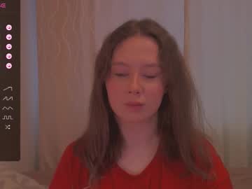 Miranadevl Chaturbate stream image from November 27, 2025