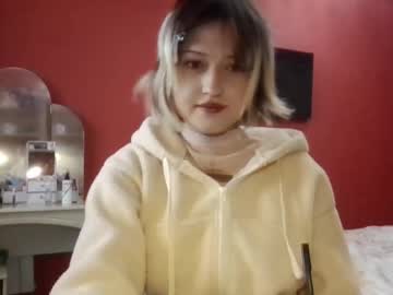 Skylaporter1 Chaturbate stream image from November 27, 2025
