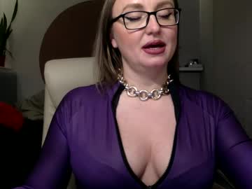 Dom_Mummy Chaturbate stream image from November 27, 2025
