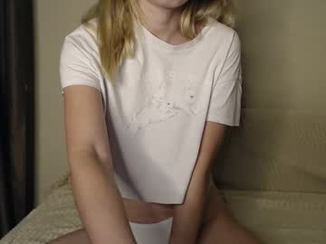 Kate_Loves_You Chaturbate stream image from November 27, 2025