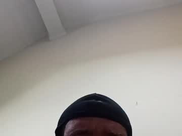 Paddygreenlight5051 Chaturbate stream image from November 27, 2025