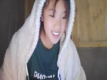 Dusy_Show Chaturbate stream image from November 27, 2025