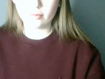 Funemma000 Chaturbate stream image from November 27, 2025