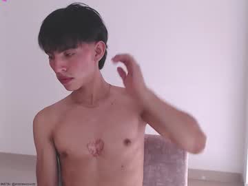 Andrew_Courtz Chaturbate stream image from November 27, 2025