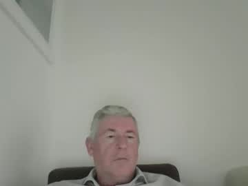She52 Chaturbate stream image from November 27, 2025