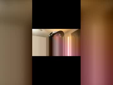 Bradwuzhere Chaturbate stream image from November 27, 2025
