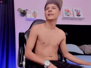 Elias_Salvatore1 Chaturbate stream image from November 27, 2025