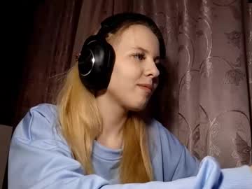Maryrosesiegle Chaturbate stream image from November 27, 2025
