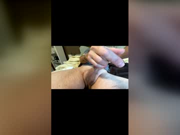 Alexjamess400 Chaturbate stream image from November 27, 2025