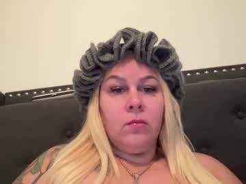 Bigbreastsabrina Chaturbate stream image from November 27, 2025