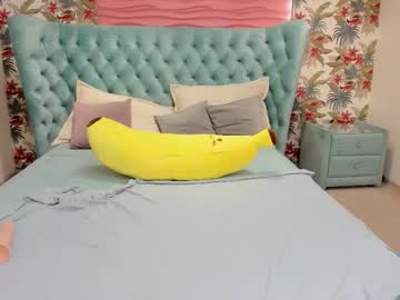 Monicasway Chaturbate stream image from November 27, 2025