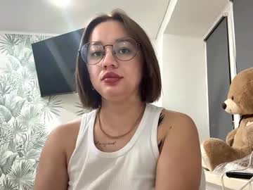 Melodeesanislo Chaturbate stream image from November 27, 2025