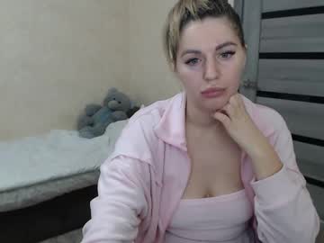 Emilyfork Chaturbate stream image from November 27, 2025
