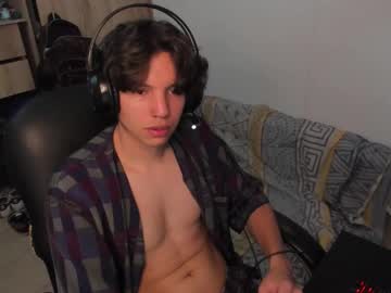 Yurii_Moody Chaturbate stream image from November 27, 2025