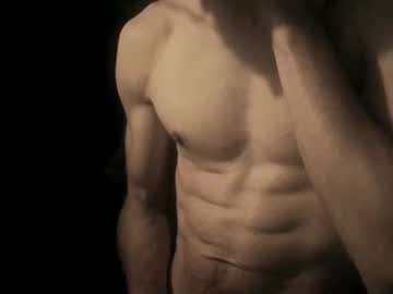 Coolmementox Chaturbate stream image from November 27, 2025