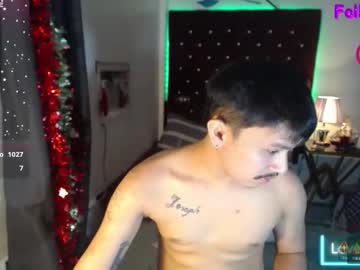 Ethan_Uwuxx Chaturbate stream image from November 27, 2025