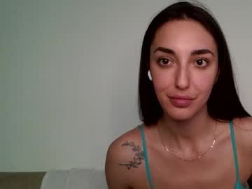 Karinavandis Chaturbate stream image from November 27, 2025