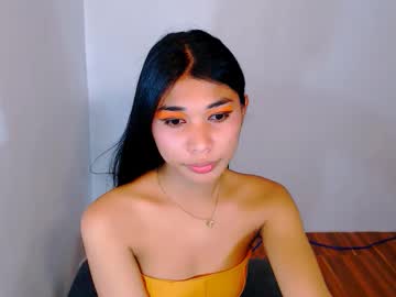Kiannalima Chaturbate stream image from November 27, 2025