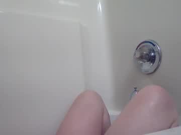 Kittyoncomand333 Chaturbate stream image from November 27, 2025