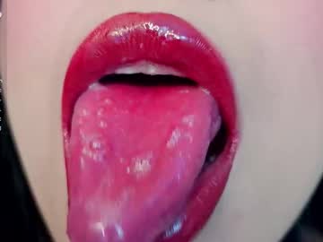 Mia_Roux1 Chaturbate stream image from November 27, 2025