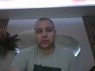 Shmele_04 Chaturbate stream image from November 27, 2025