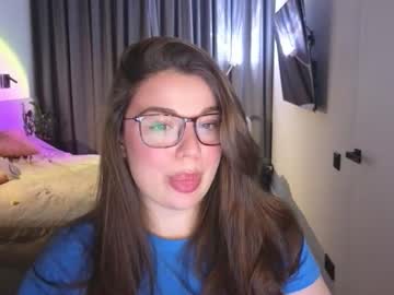 Tutti_Frutti_ Chaturbate stream image from November 27, 2025
