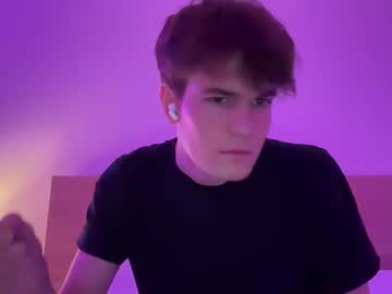 Wqrst Chaturbate stream image from November 27, 2025