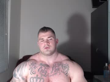 Jackyhuge Chaturbate stream image from November 27, 2025