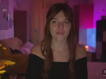 Redaplle2 Chaturbate stream image from November 27, 2025