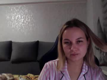 Lyeeu25 Chaturbate stream image from November 27, 2025
