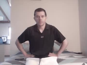 Douglas8121 Chaturbate stream image from November 28, 2025