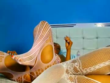 Madiimaa Chaturbate stream image from November 28, 2025