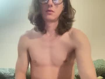 Longdickelijah Chaturbate stream image from November 28, 2025