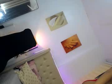 Ivory_Henderson Chaturbate stream image from November 28, 2025