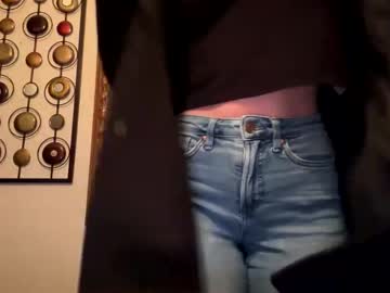 Kimmimami Chaturbate stream image from November 28, 2025