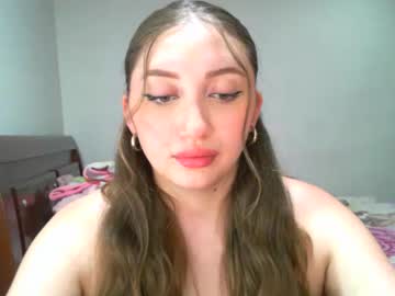 Katthy__47 Chaturbate stream image from November 28, 2025