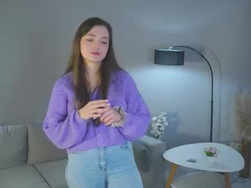 Carmellacalvey Chaturbate stream image from November 28, 2025