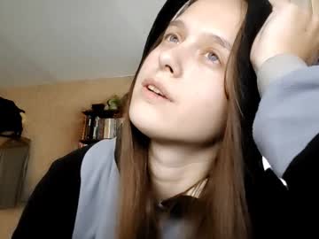 Roseannehensle Chaturbate stream image from November 28, 2025