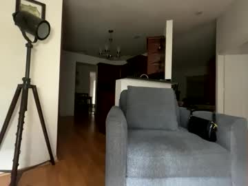 Santanacd Chaturbate stream image from November 28, 2025