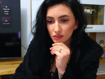 Bbykristy Chaturbate stream image from November 28, 2025
