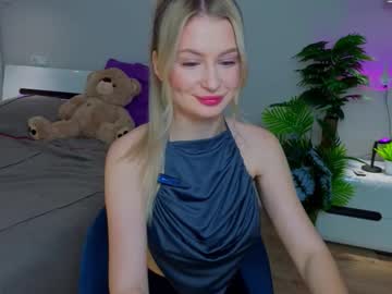 Blondysworld Chaturbate stream image from November 28, 2025