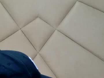 Chloevee Chaturbate stream image from November 28, 2025