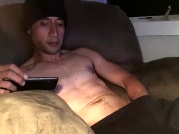 Hugh_Jenhorny Chaturbate stream image from November 28, 2025