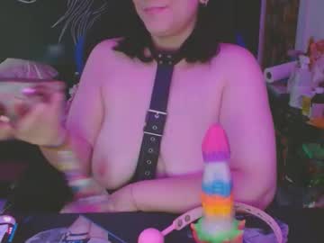 Xxlove_Lunaxx Chaturbate stream image from November 28, 2025