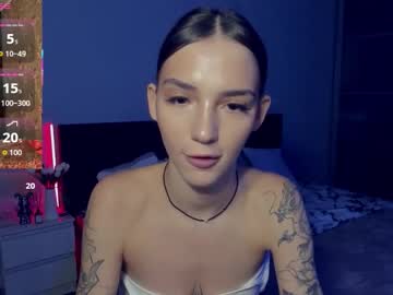 Sophiecherrie Chaturbate stream image from November 28, 2025