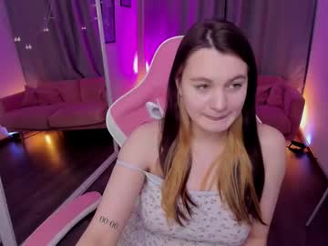 Olivia_Blum Chaturbate stream image from November 28, 2025